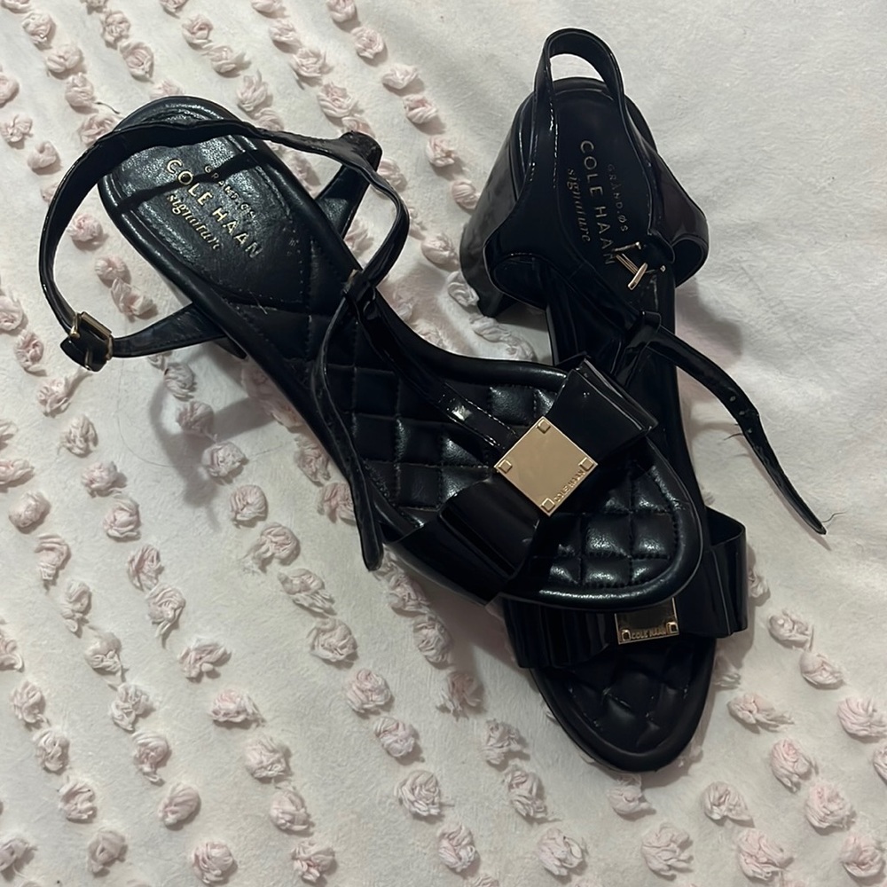 Cole Haan Signature Bow accent Heels